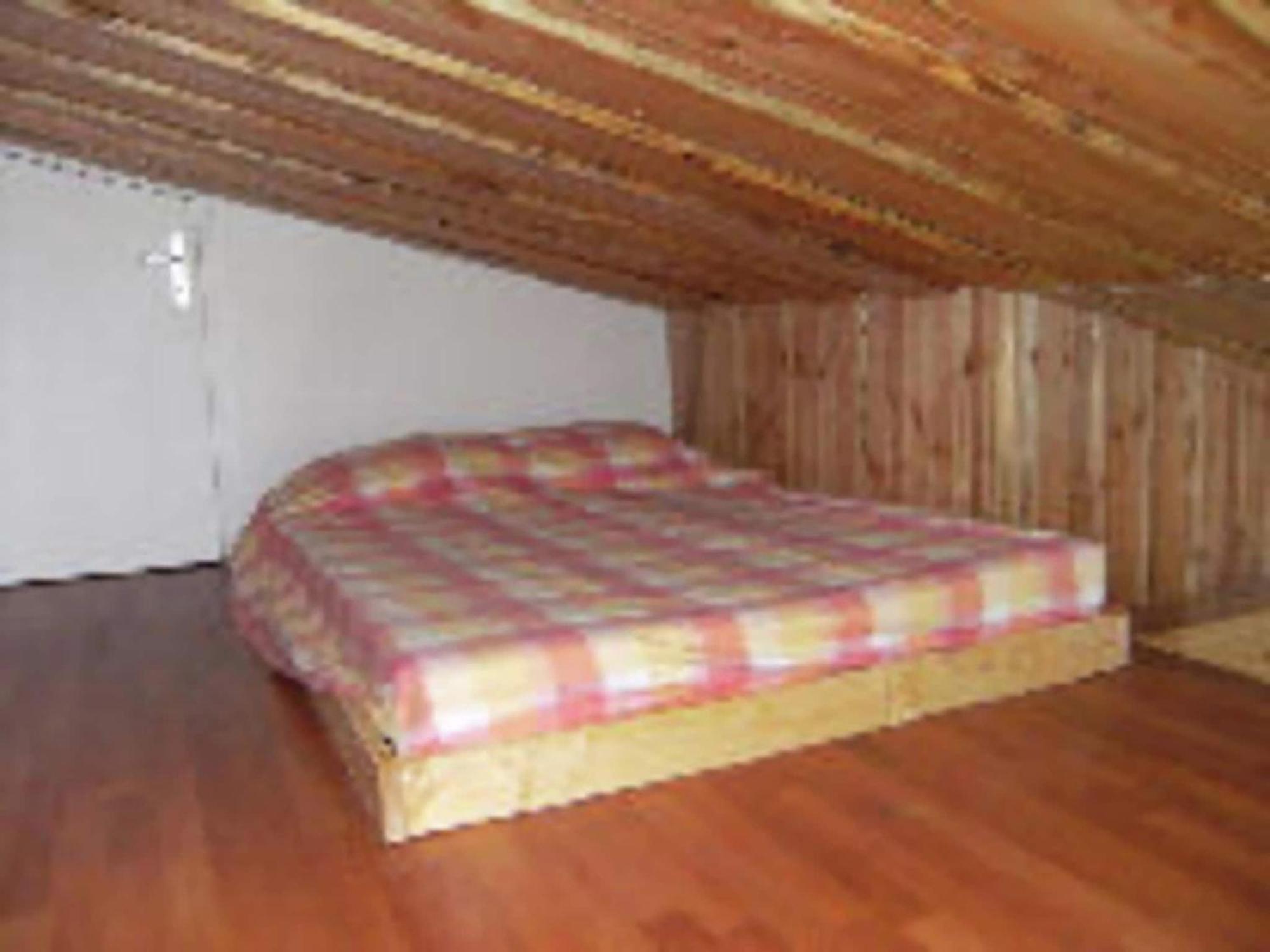 Cosy Holiday Home With Garden In Walscheid Exteriör bild