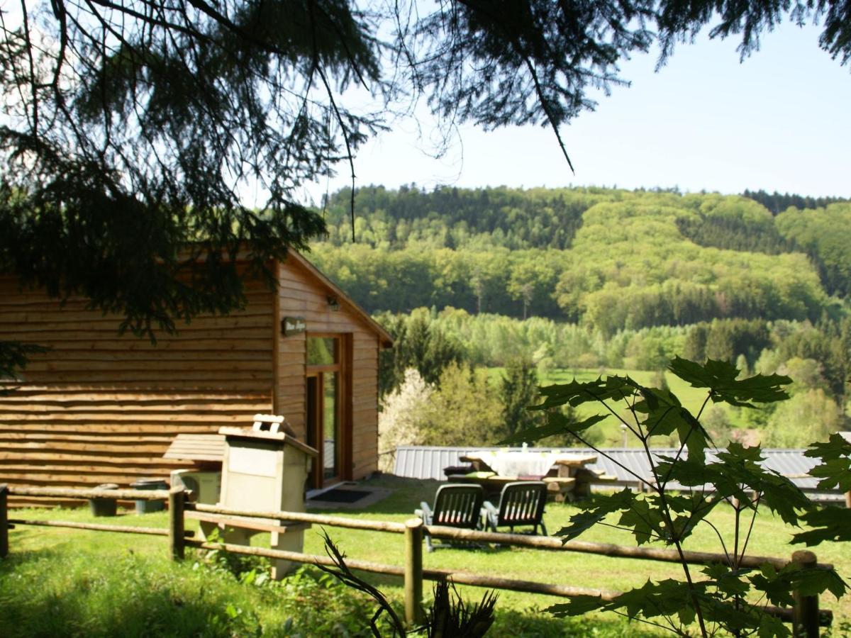 Cosy Holiday Home With Garden In Walscheid Exteriör bild